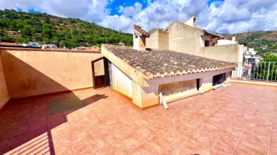 House on Calle Real photo 11
