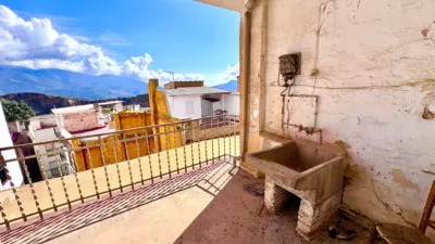 House on Calle Real photo 2