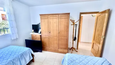 Chalet on Calle Castillejo photo 22