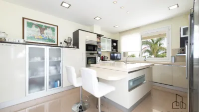 Chalet en venta en Calle del Almanzor, Capellanía-Retamar (Alhaurín de la Torre) de 1.150.000 €