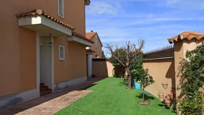 Casa en venta en Calle Cardenal Cineros, Patrocinio de San José-Talavera la Nueva-Gamonal (Talavera de la Reina) de 260.000 €