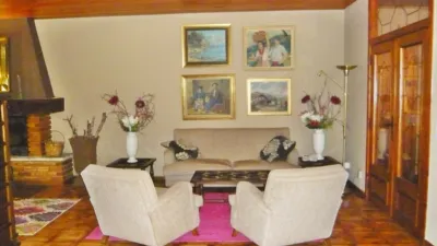 Detached family home on Camino de la Peña photo 6