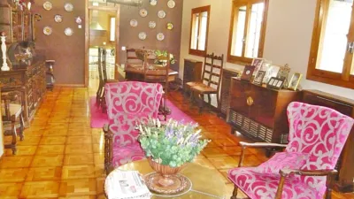 Detached family home on Camino de la Peña photo 4