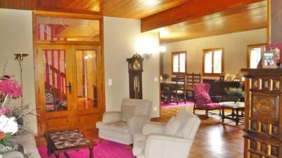 Detached family home on Camino de la Peña photo 2