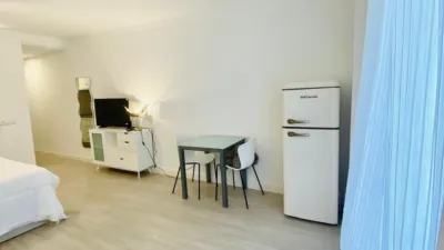 Apartamento en alquiler en Calle de la Luna - Imagen 5