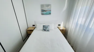 Semi-detached chalet on Calle Fotógrafo Tiana photo 21