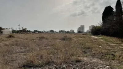 Terreno en venta en Carrer de la Clavelina - Vista 3