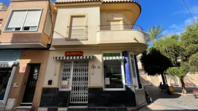 Terraced house on Calle Don Juan Diaz photo 2