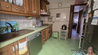 Semi-detached chalet on Calle de la Sierra de Grazalema photo 14