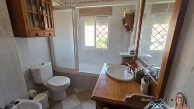 Semi-detached chalet on Calle de la Sierra de Grazalema photo 17