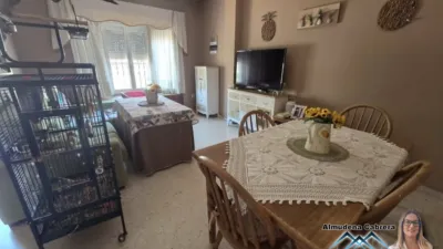 Semi-detached chalet on Calle de la Sierra de Grazalema photo 2