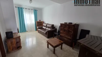 Semi-detached house on Avenida de Italia photo 2