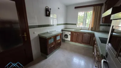 Semi-detached house on Avenida de Italia photo 17