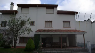 House on Calle Víctimas del Terrorismo photo 2