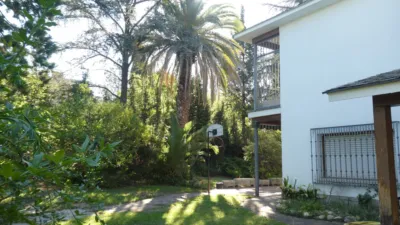 Detached house on Avenida del Cardenal Herrera Oria photo 2