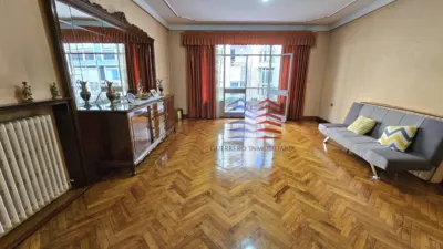 Piso en venta en Calle de Curros Enríquez, Centro (Ourense Capital) de 335.000 €