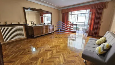 Piso en venta en Calle de Curros Enríquez, Centro (Ourense Capital) de 335.000 €
