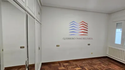 Piso en alquiler en Calle de la Concordia, Centro (Ourense Capital) de 950 €<span>/mes</span>