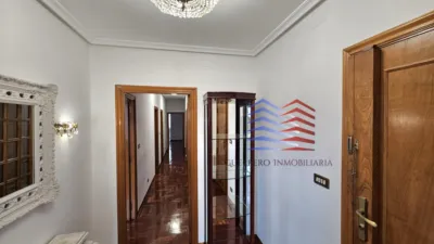 Piso en alquiler en Calle de la Concordia, Centro (Ourense Capital) de 950 €<span>/mes</span>