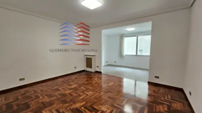 Piso en alquiler en Calle de la Concordia, Centro (Ourense Capital) de 950 €<span>/mes</span>