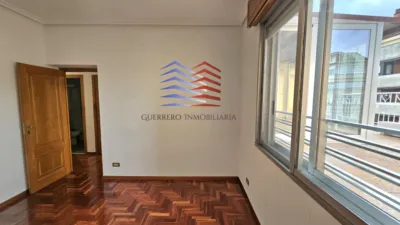 Piso en alquiler en Calle de la Concordia, Centro (Ourense Capital) de 950 €<span>/mes</span>