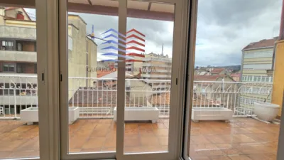 Piso en alquiler en Calle de la Concordia, Centro (Ourense Capital) de 950 €<span>/mes</span>