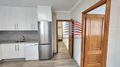 Piso en alquiler en Calle de la Concordia, Centro (Ourense Capital) de 950 €<span>/mes</span>