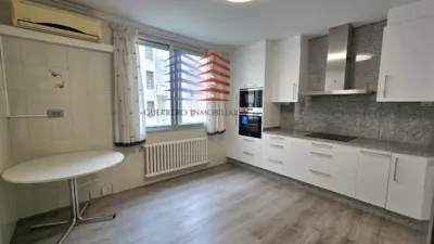 Piso en alquiler en Calle de la Concordia, Centro (Ourense Capital) de 950 €<span>/mes</span>