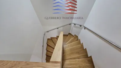 Dúplex en alquiler en Calle del Río Limia, Vinteún (Ourense Capital) de 780 €<span>/mes</span>