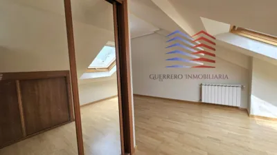 Dúplex en alquiler en Calle del Río Limia, Vinteún (Ourense Capital) de 780 €<span>/mes</span>