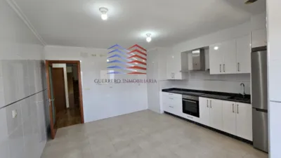 Dúplex en alquiler en Calle del Río Limia, Vinteún (Ourense Capital) de 740 €<span>/mes</span>