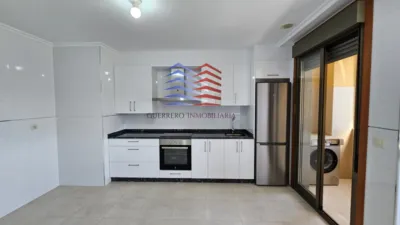 Dúplex en alquiler en Calle del Río Limia, Vinteún (Ourense Capital) de 740 €<span>/mes</span>