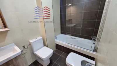 Dúplex en alquiler en Calle del Río Limia, Vinteún (Ourense Capital) de 740 €<span>/mes</span>