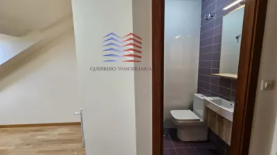 Dúplex en alquiler en Calle del Río Limia, Vinteún (Ourense Capital) de 740 €<span>/mes</span>