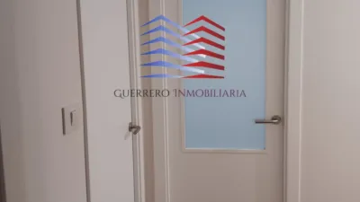 Piso en alquiler en Calle Florentino Cuevilla, Centro (Ourense Capital) de 900 €<span>/mes</span>