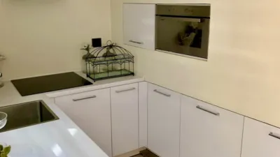 Piso en alquiler en Calle de Lamas Carbajal, Casco Vello (Ourense Capital) de 850 €<span>/mes</span>