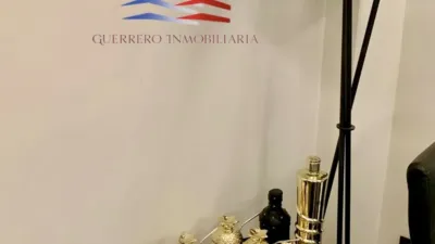 Piso en alquiler en Calle de Lamas Carbajal, Casco Vello (Ourense Capital) de 850 €<span>/mes</span>