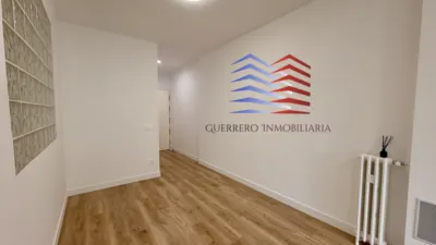 Piso en alquiler en Calle de Narváez, cerca de Calle del Doctor Castelo - Imagen 2