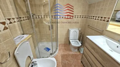 Dúplex en alquiler en Avenida de Portugal, cerca de Rúa do Meco, A Carballeira (Ourense Capital) de 775 €<span>/mes</span>
