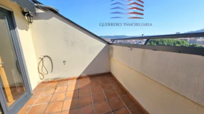 Dúplex en alquiler en Avenida de Portugal, cerca de Rúa do Meco, A Carballeira (Ourense Capital) de 775 €<span>/mes</span>