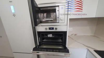 Apartamento en alquiler en Calle de Narváez, cerca de Calle del Doctor Castelo - Imagen 3