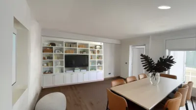 Duplex on Carrer de Santa Gertrudis photo 2