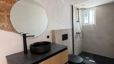 Duplex on Carrer de Santa Gertrudis photo 6