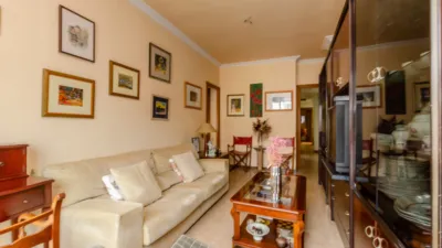 Piso en venta en Avinguda de Madrid, cerca de Carrer de Violant d'Hongria Reina d'Aragó, Sants-Badal (Distrito Sants-Montjuïc. Barcelona Capital) de 553.000 €