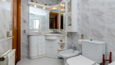 Piso en venta en Avinguda de Madrid, cerca de Carrer de Violant d'Hongria Reina d'Aragó, Sants-Badal (Distrito Sants-Montjuïc. Barcelona Capital) de 553.000 €