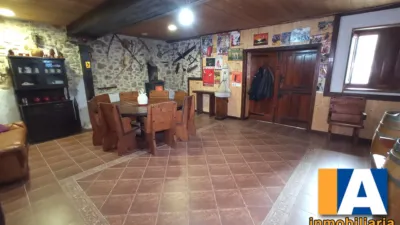 Semi-detached house in La Bárcena photo 15