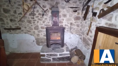 Semi-detached house in La Bárcena photo 16
