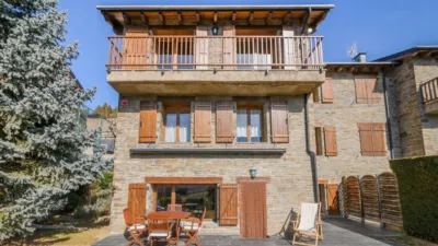 Chalet adosado en venta en Calle Dels Vinyals, Estavar de 520.000 €