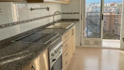 Piso en venta en Calle de la Ciudad de Mislata, Soternes (Distrito L'Olivereta. València Capital) de 435.000 €
