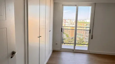 Piso en venta en Calle de la Ciudad de Mislata, Soternes (Distrito L'Olivereta. València Capital) de 435.000 €